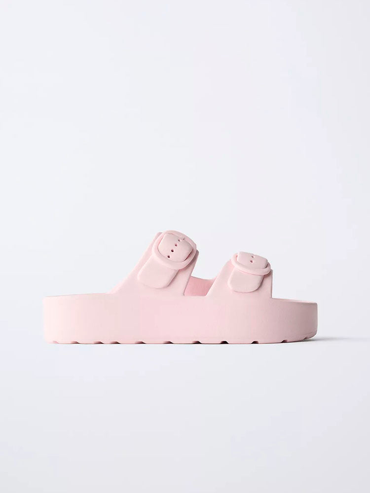 ZARA SANDALIA ENGOMADA HEBILLAS